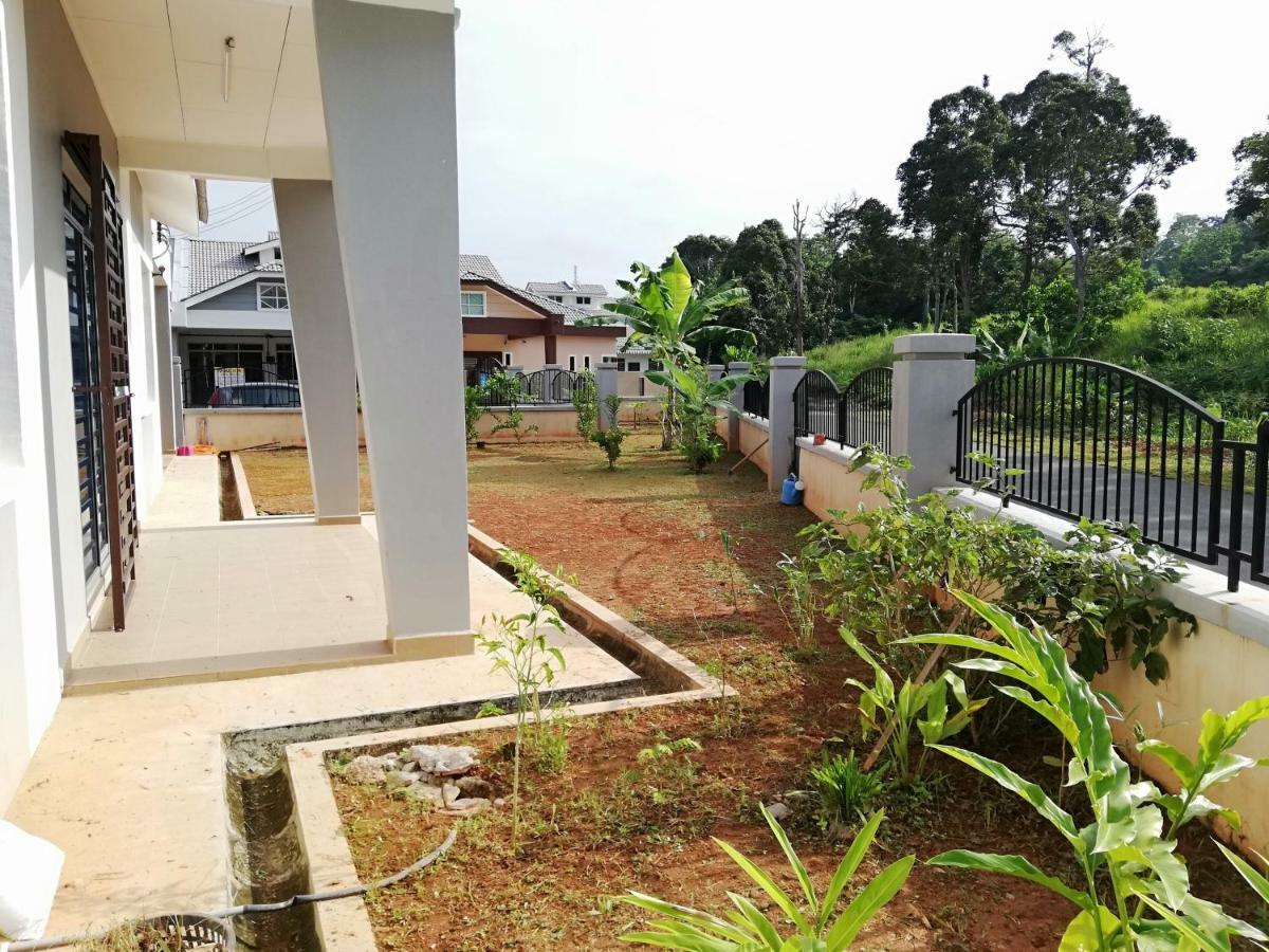 Samsiah Guest House - Taman Yayasan Segamat Buloh Kasap Exterior foto